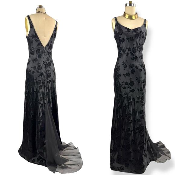 90's Morticia Addams black velvet rose deep v-back gown with train by NIKI LIVAS - Picture 2 of 16